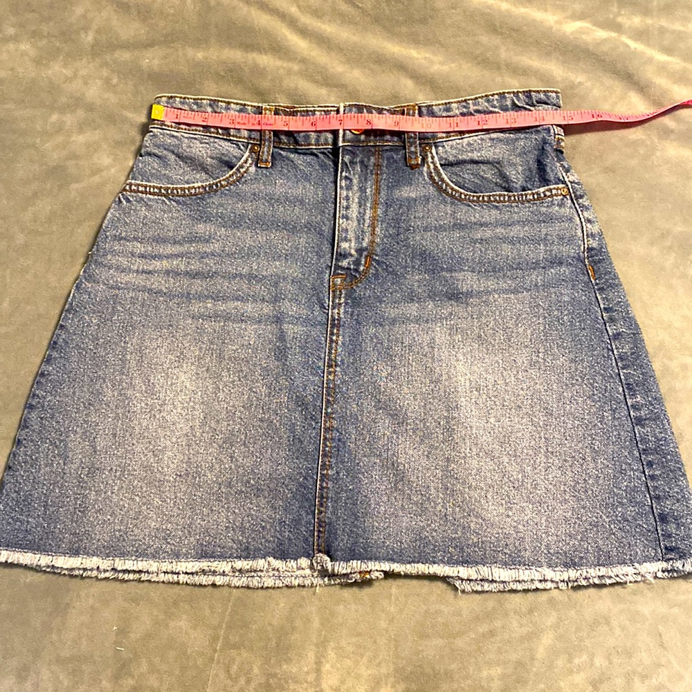 William Rast by Justin Timberlake denim mini skirt. Size 4/27